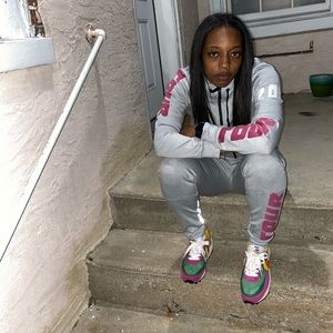 Meet your Posher, Tiffany